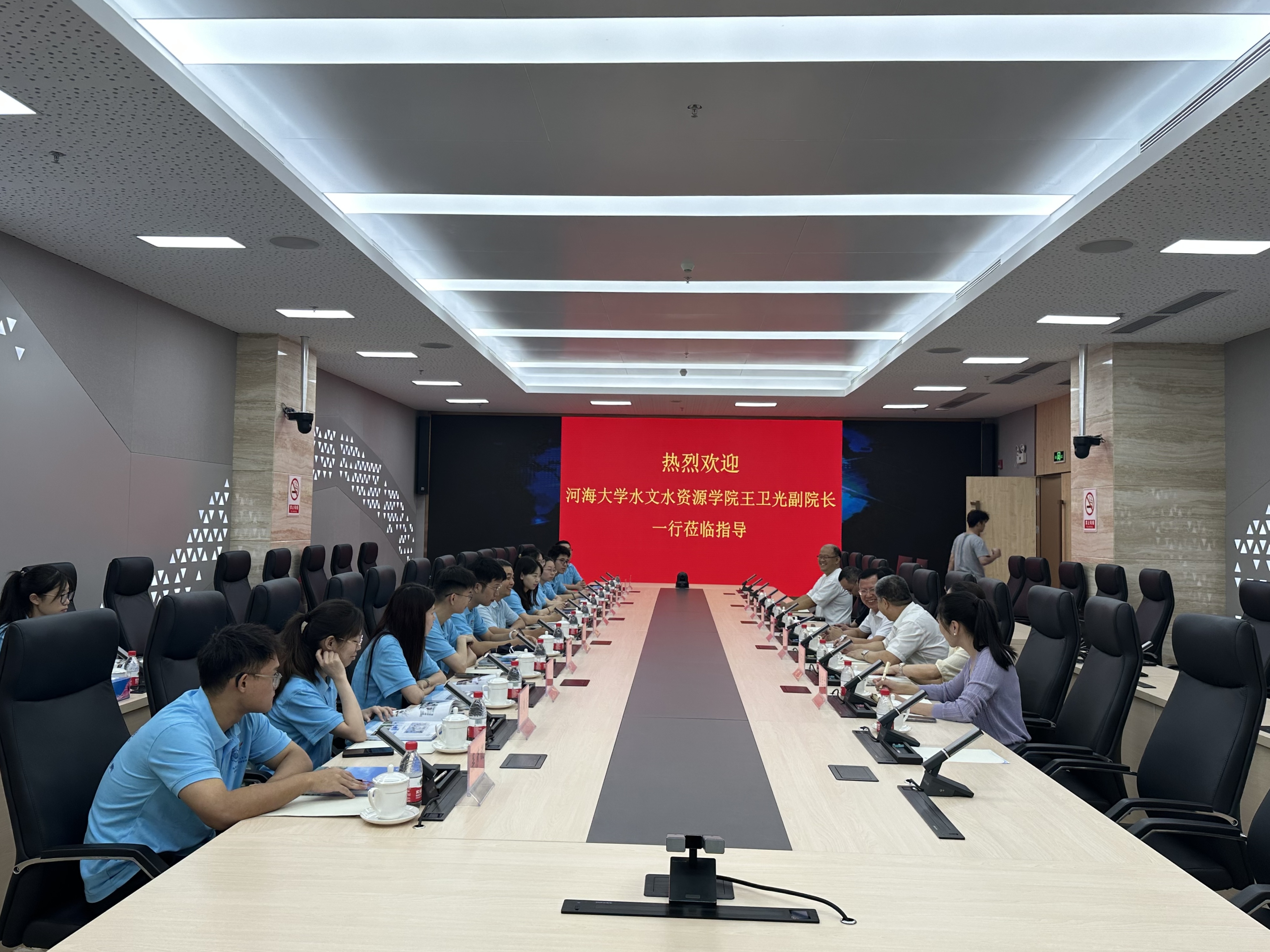 小说狂人
赴广东省水文局开展专题调研